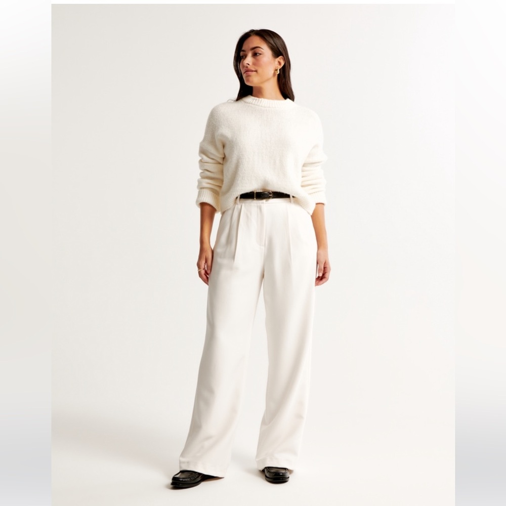 Abercrombie & Fitch Curve Love A&F Sloane Tailored Wide
Leg Pant